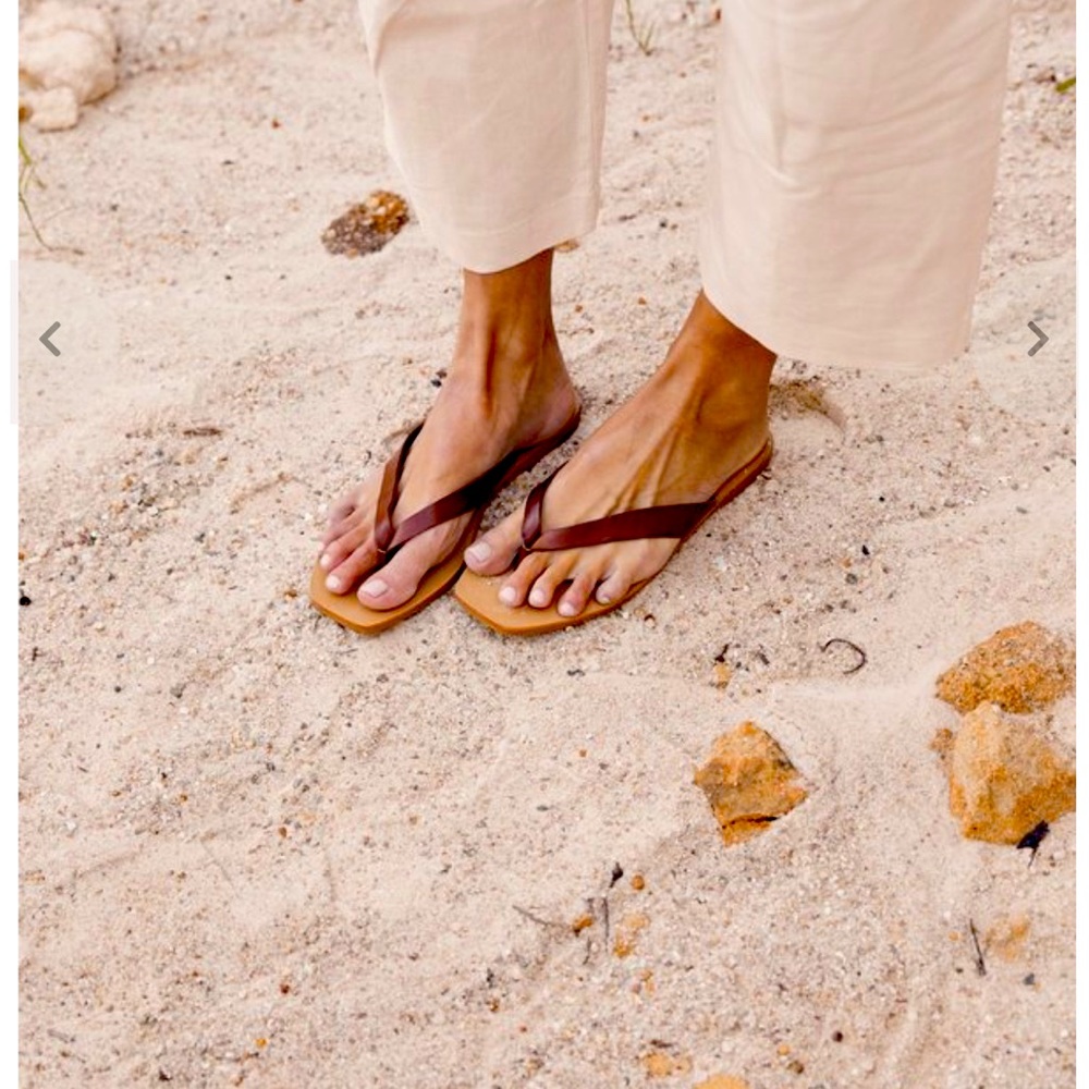 New:  Basik Slide by St Agni in Antique Tan size 41, fits like US 10